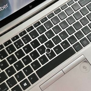 HP EliteBook 840 G8 – Tiger Lake – 11th Gen Intel Core i7-1185G7 | 8GB RAM | 256GB NVMe SSD | Intel Iris Xe Graphics | Backlit Keyboard | Fingerprint Reader & Face ID | 14″ Full HD IPS Anti-Glare Display | Business Laptop | Silver  (used) - image 6